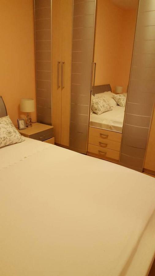 Апартаменти Apartman Luly Каштела Екстер'єр фото