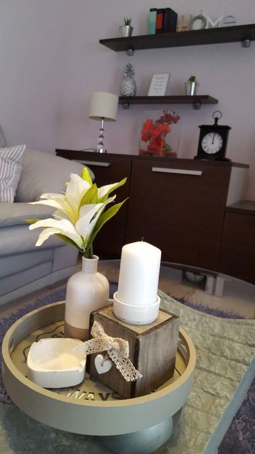 Апартаменти Apartman Luly Каштела Екстер'єр фото
